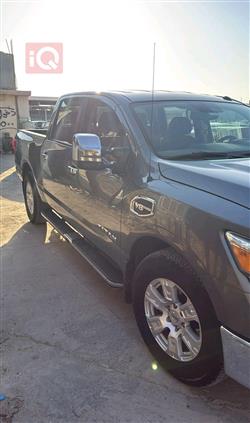 Nissan Titan